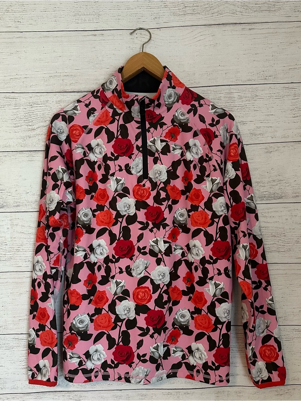 G/FORE Women’s Golf Floral 1/4 Zip Top.